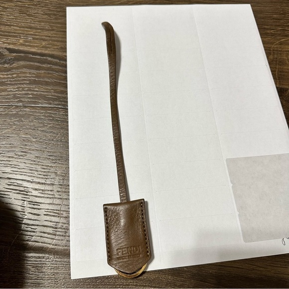 Fendi key fob - Picture 2 of 5